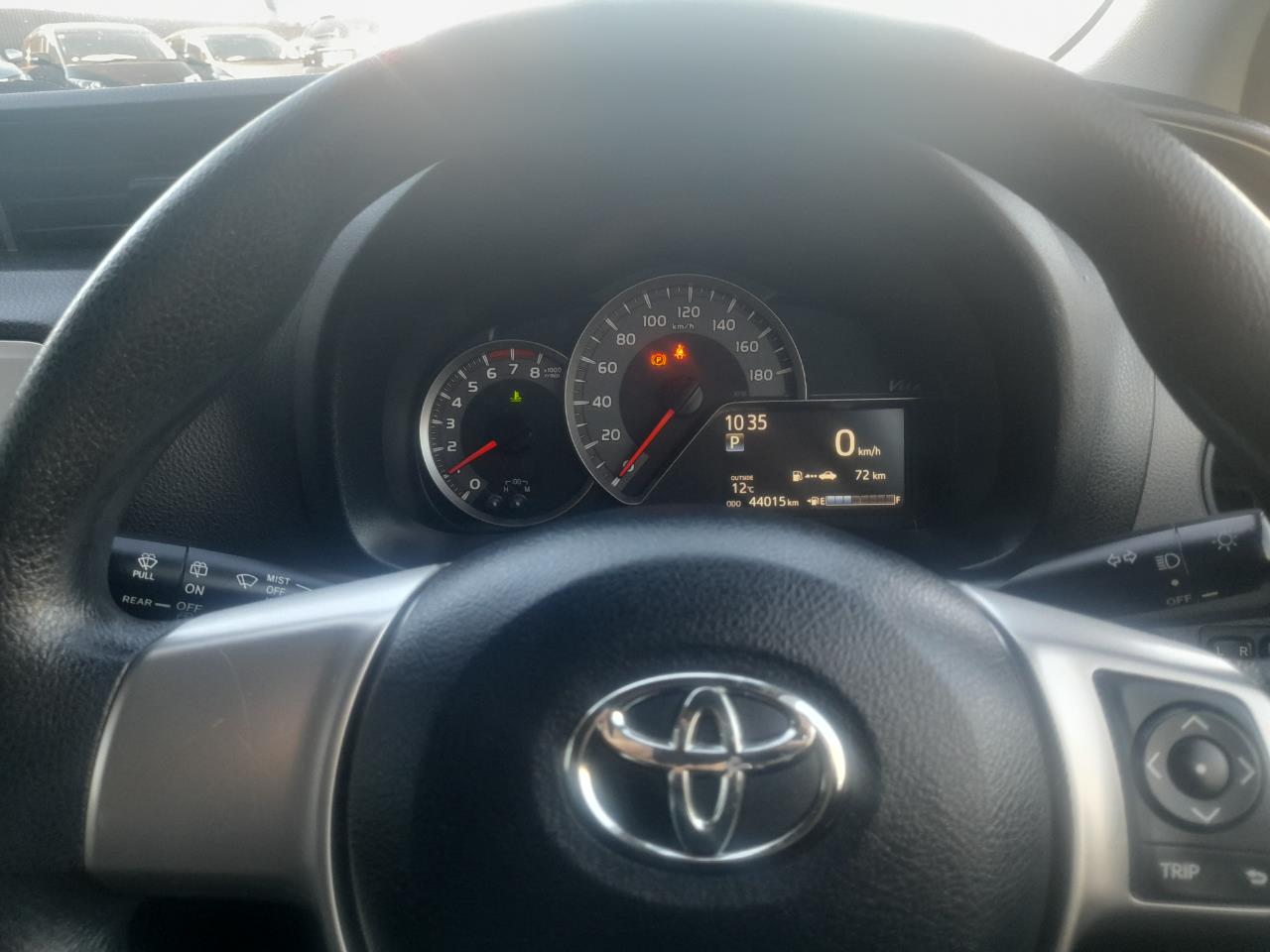 2015 Toyota Vitz