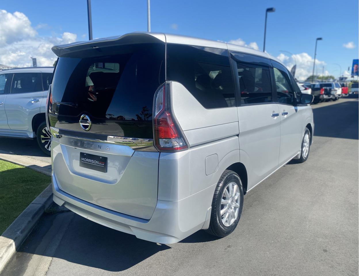 2017 Nissan Serena