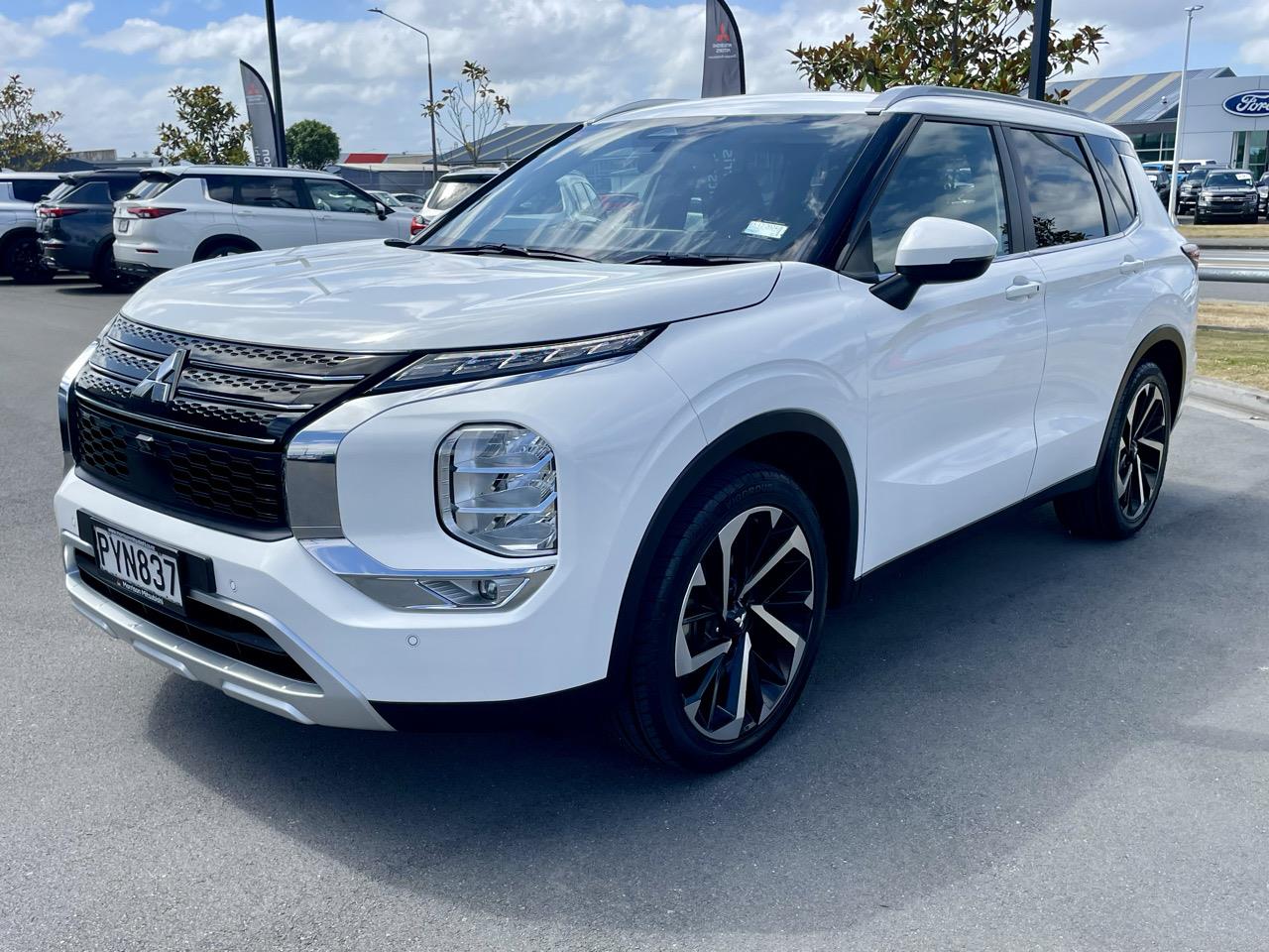 2023 Mitsubishi Outlander