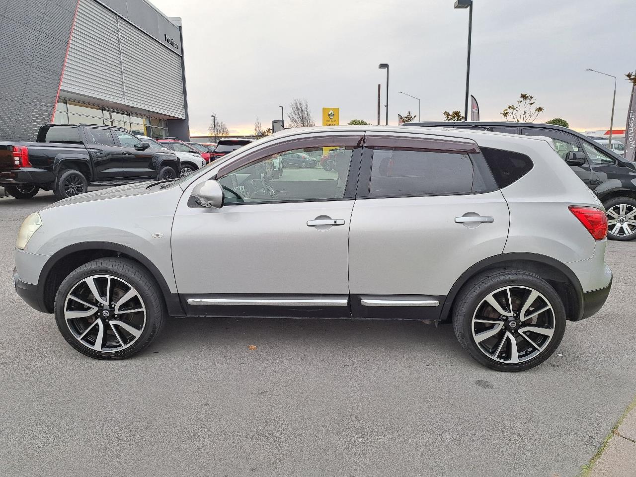 2009 Nissan DUALIS