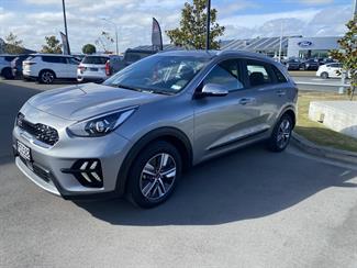 2022 Kia Niro - Thumbnail