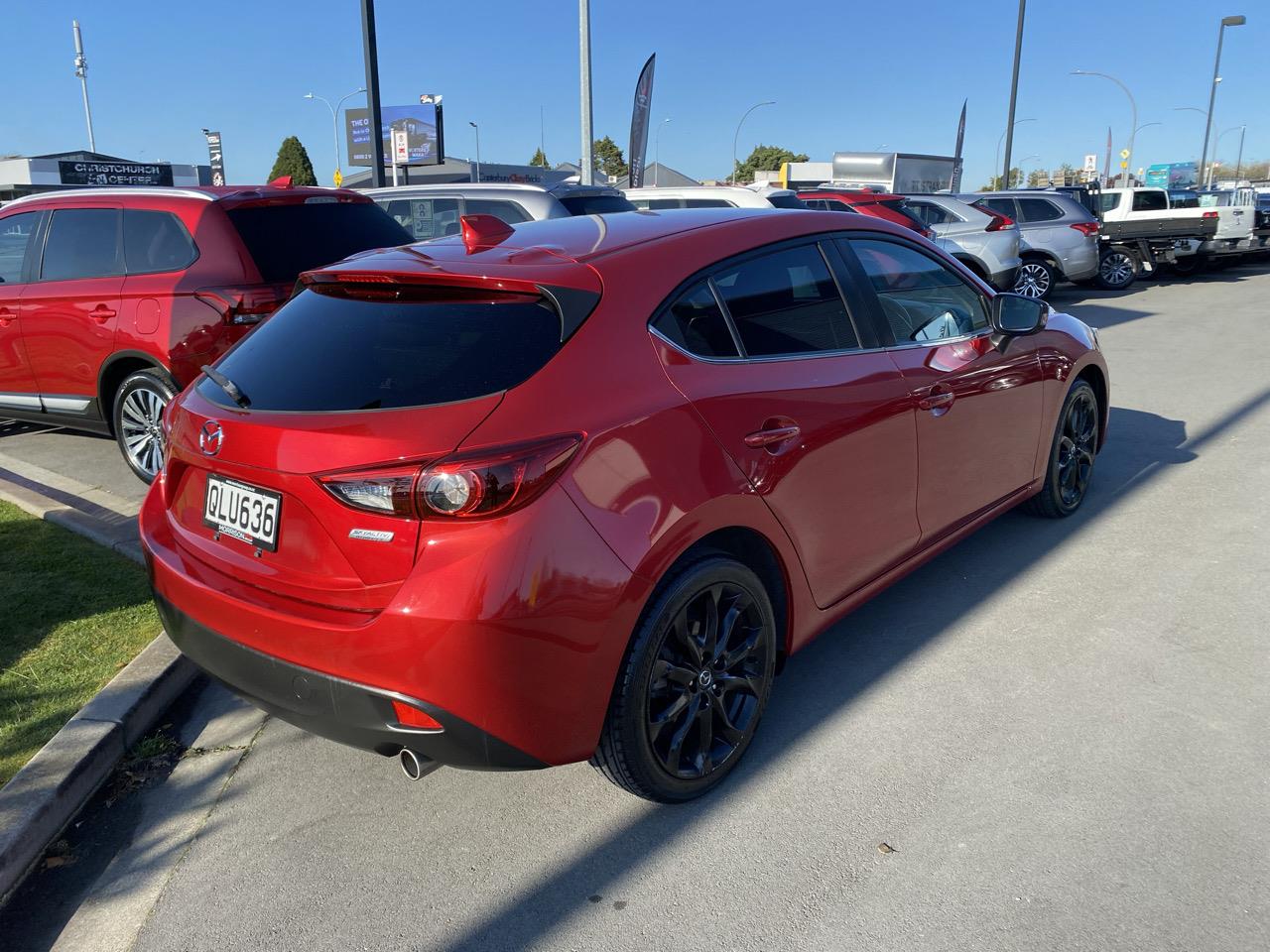 2014 Mazda Axela