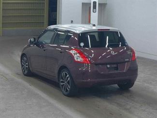 2016 Suzuki Swift - Thumbnail