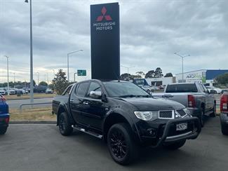 2014 Mitsubishi TRITON - Thumbnail