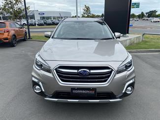 2018 Subaru Outback - Thumbnail