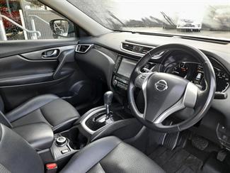 2013 Nissan X-TRAIL - Thumbnail