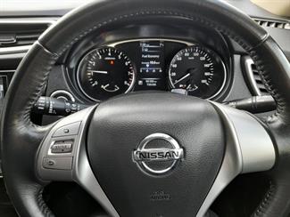 2013 Nissan X-TRAIL - Thumbnail