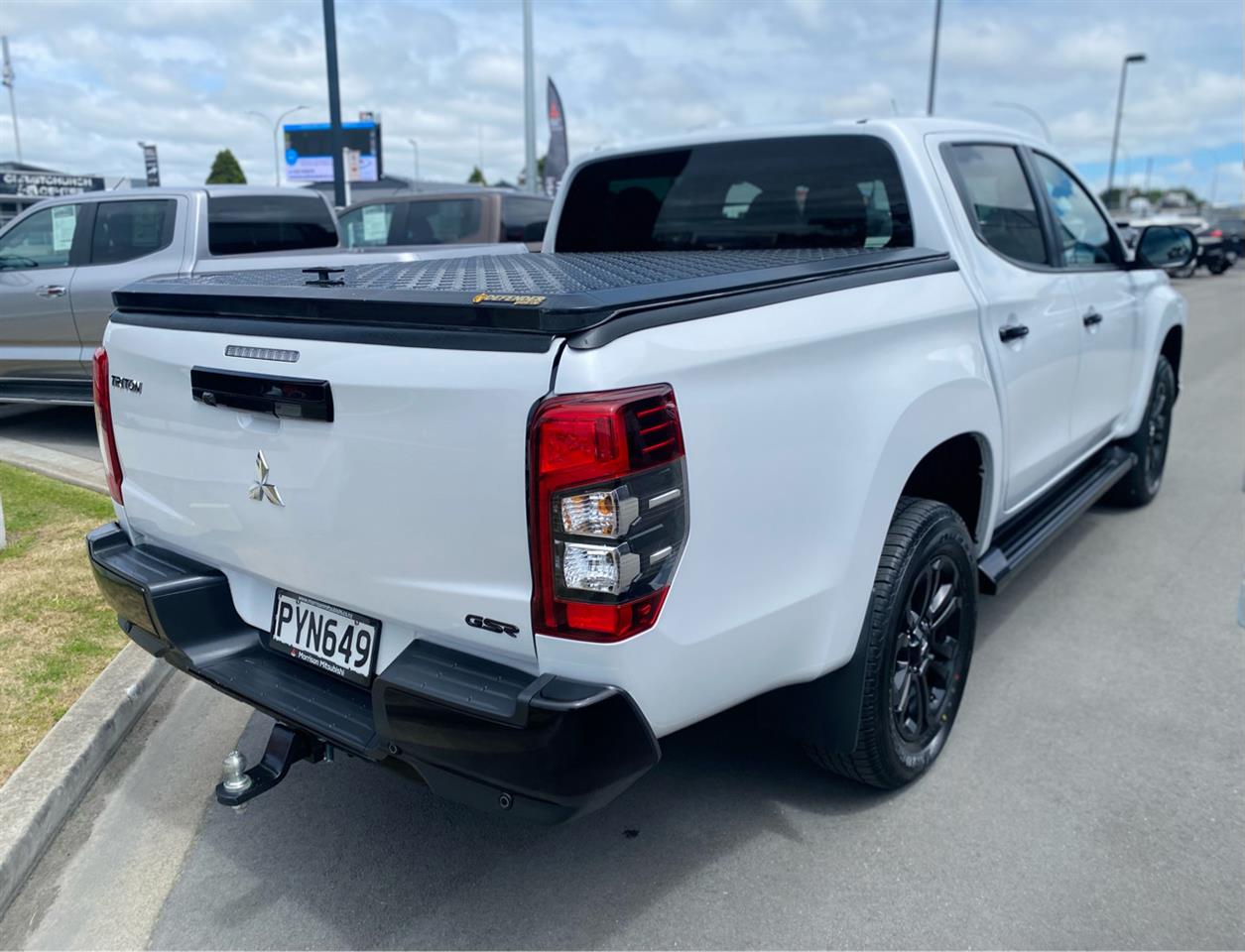 2023 Mitsubishi TRITON