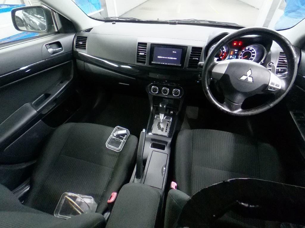 2014 Mitsubishi Galant