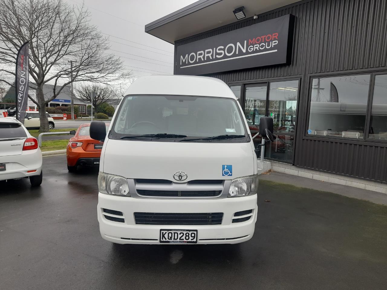 2006 Toyota Hiace