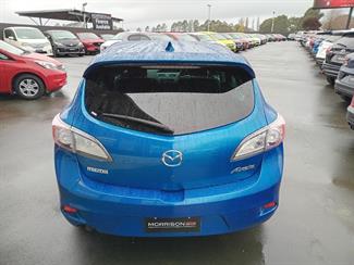 2013 Mazda Axela - Thumbnail