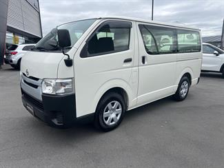 2019 Toyota Hiace - Thumbnail