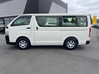 2019 Toyota Hiace - Thumbnail