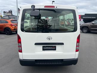 2019 Toyota Hiace - Thumbnail