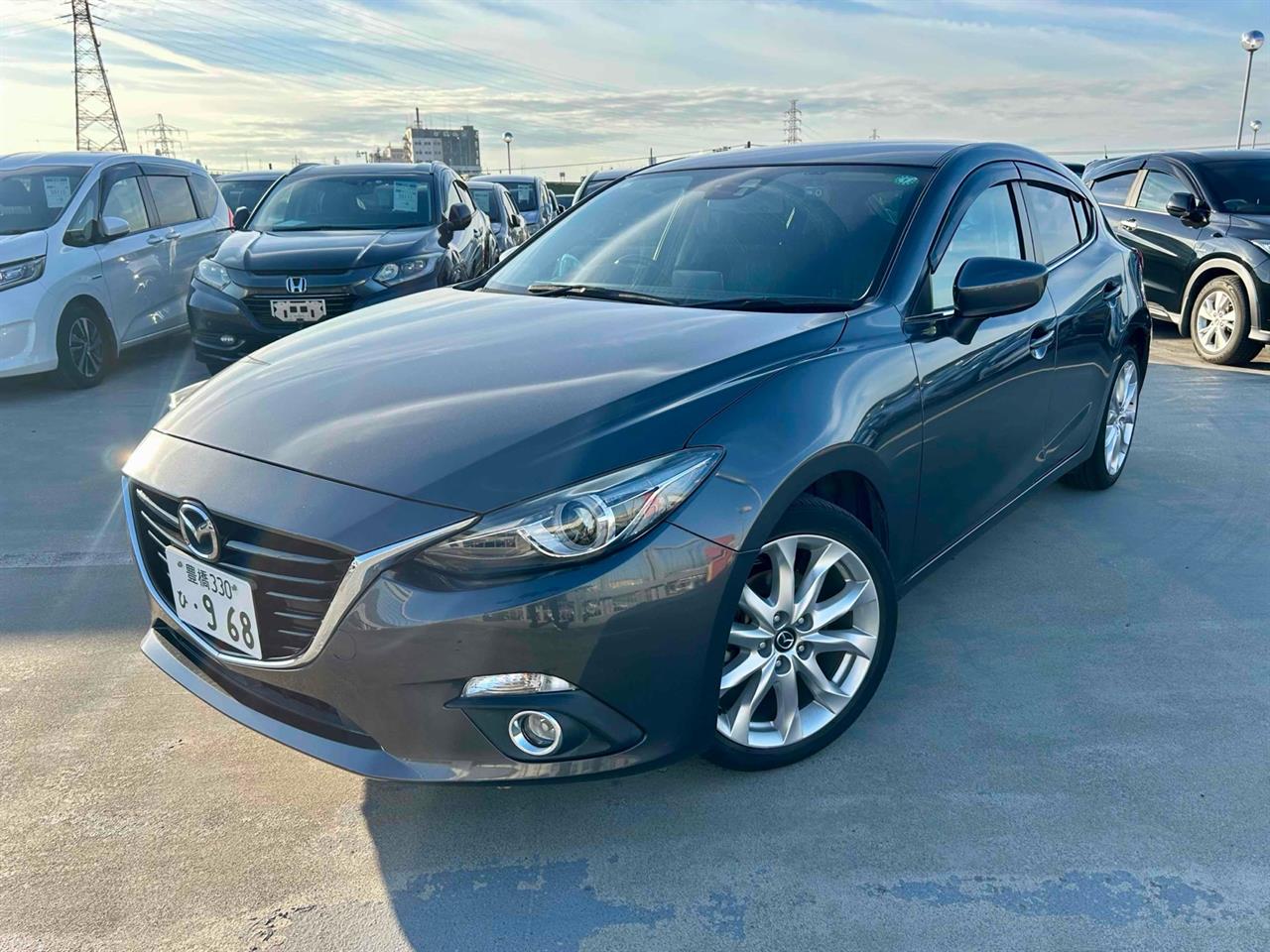 2015 Mazda Axela