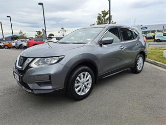 2017 Nissan X-TRAIL - Thumbnail