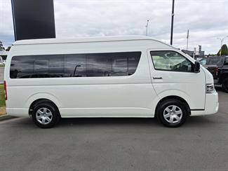 2024 Toyota Hiace - Thumbnail