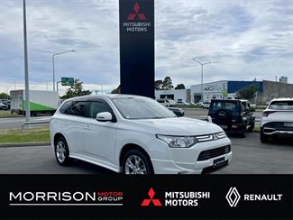 2013 Mitsubishi Outlander - Thumbnail