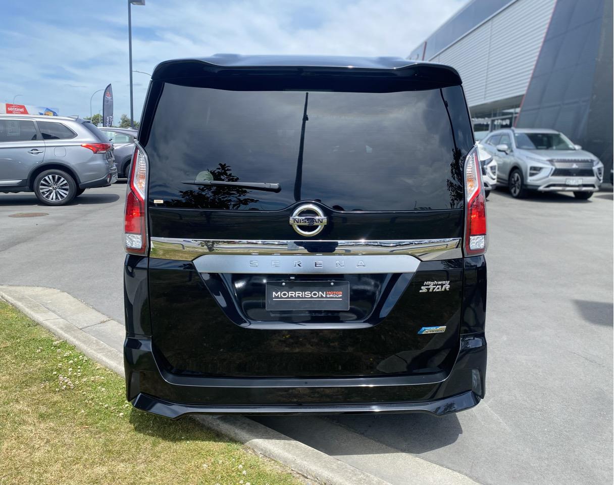 2017 Nissan Serena