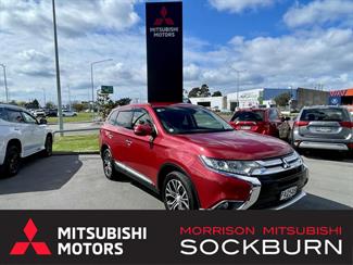 2015 Mitsubishi Outlander - Thumbnail