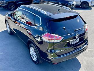 2015 Nissan X-TRAIL - Thumbnail