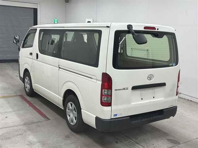 2019 Toyota Hiace