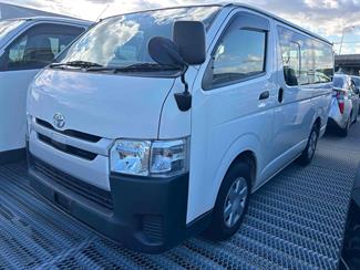 2019 Toyota Hiace - Thumbnail