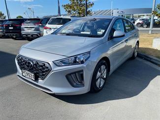 2022 Hyundai Ioniq - Thumbnail