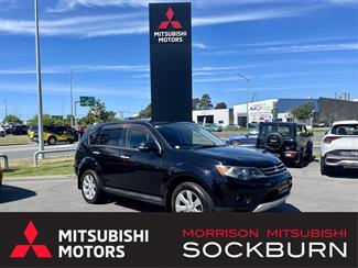 2012 Mitsubishi Outlander - Thumbnail