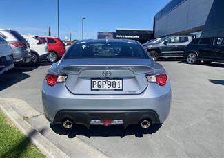 2015 Toyota 86 - Thumbnail