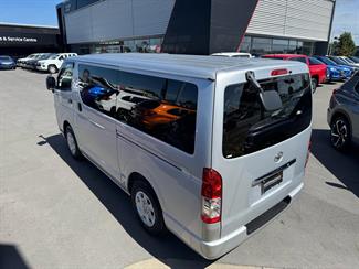 2021 Toyota Hiace - Thumbnail