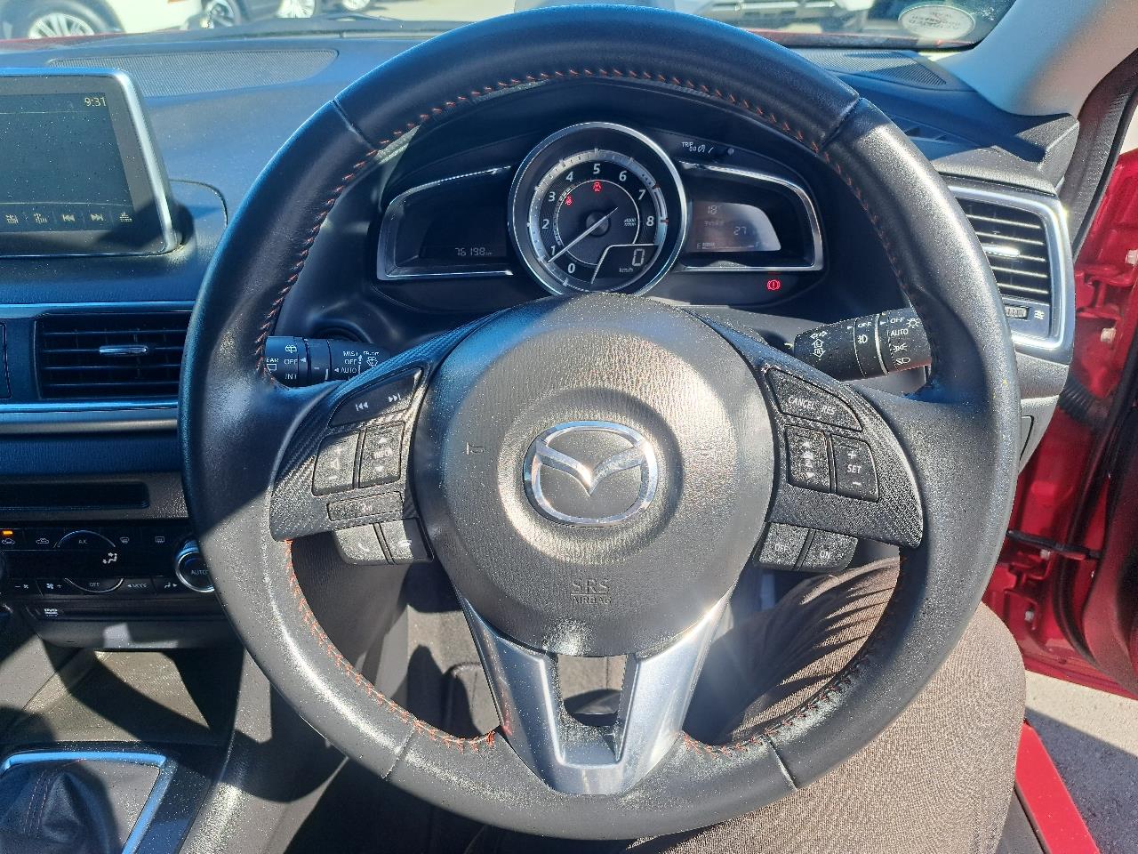 2016 Mazda Axela