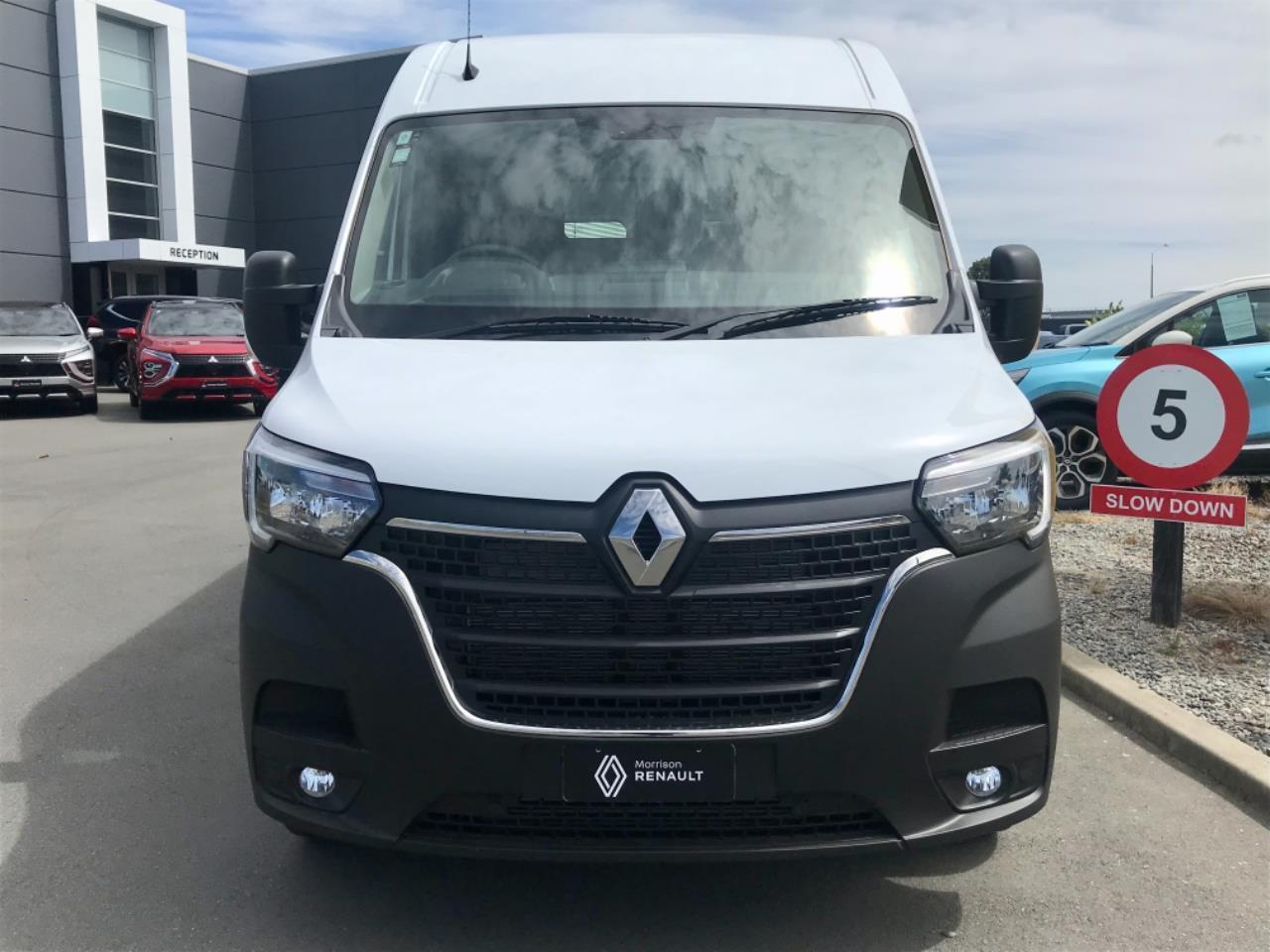 2024 Renault Master