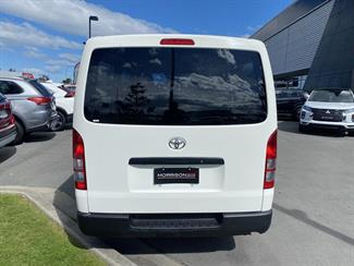 2020 Toyota Hiace - Thumbnail