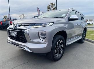 2024 Mitsubishi Pajero - Thumbnail