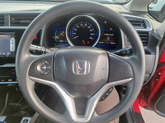 2014 Honda FIT - Thumbnail