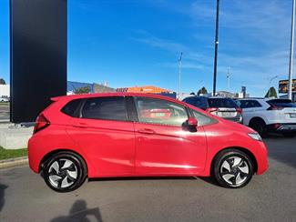 2014 Honda FIT - Thumbnail