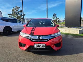 2014 Honda FIT - Thumbnail