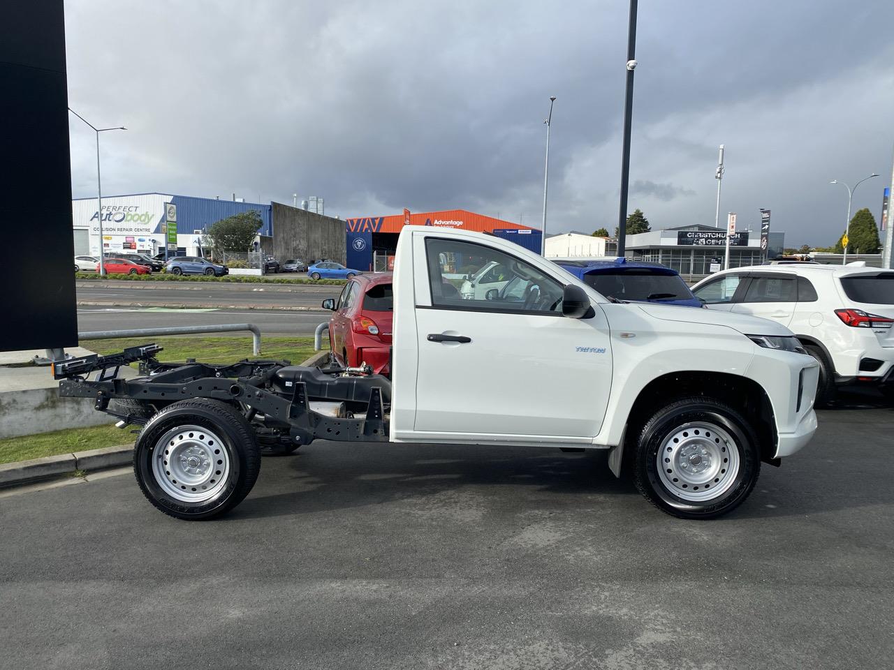 2024 Mitsubishi TRITON