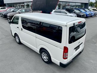 2019 Toyota Hiace - Thumbnail