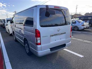 2018 Toyota Hiace - Thumbnail