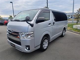 2018 Toyota Hiace - Thumbnail