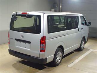 2020 Toyota Hiace - Thumbnail