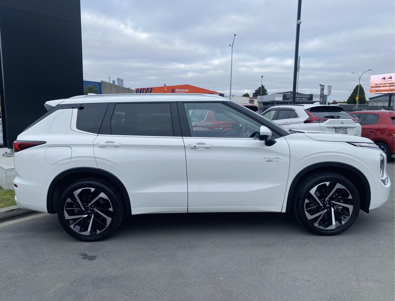 2023 Mitsubishi Outlander