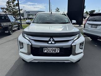 2022 Mitsubishi TRITON - Thumbnail