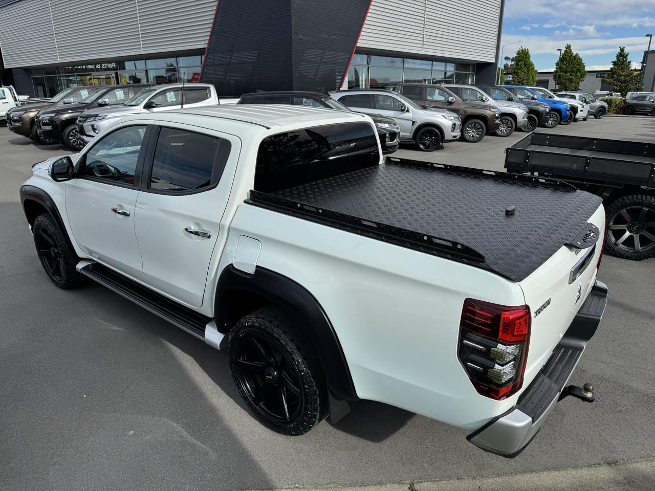 2022 Mitsubishi TRITON