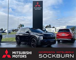 2024 Mitsubishi Outlander - Thumbnail