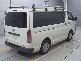 2020 Toyota Hiace - Thumbnail