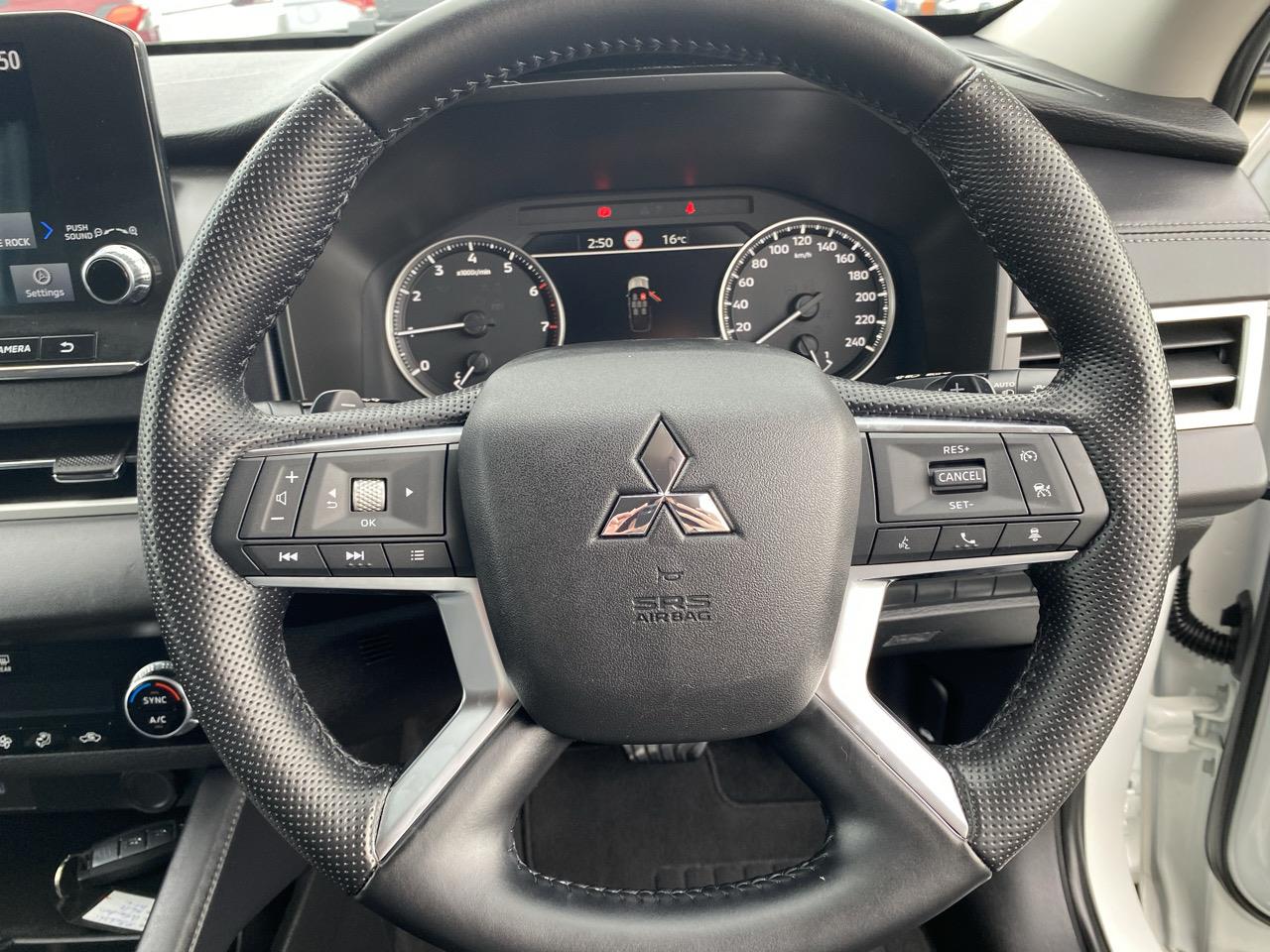 2023 Mitsubishi Outlander