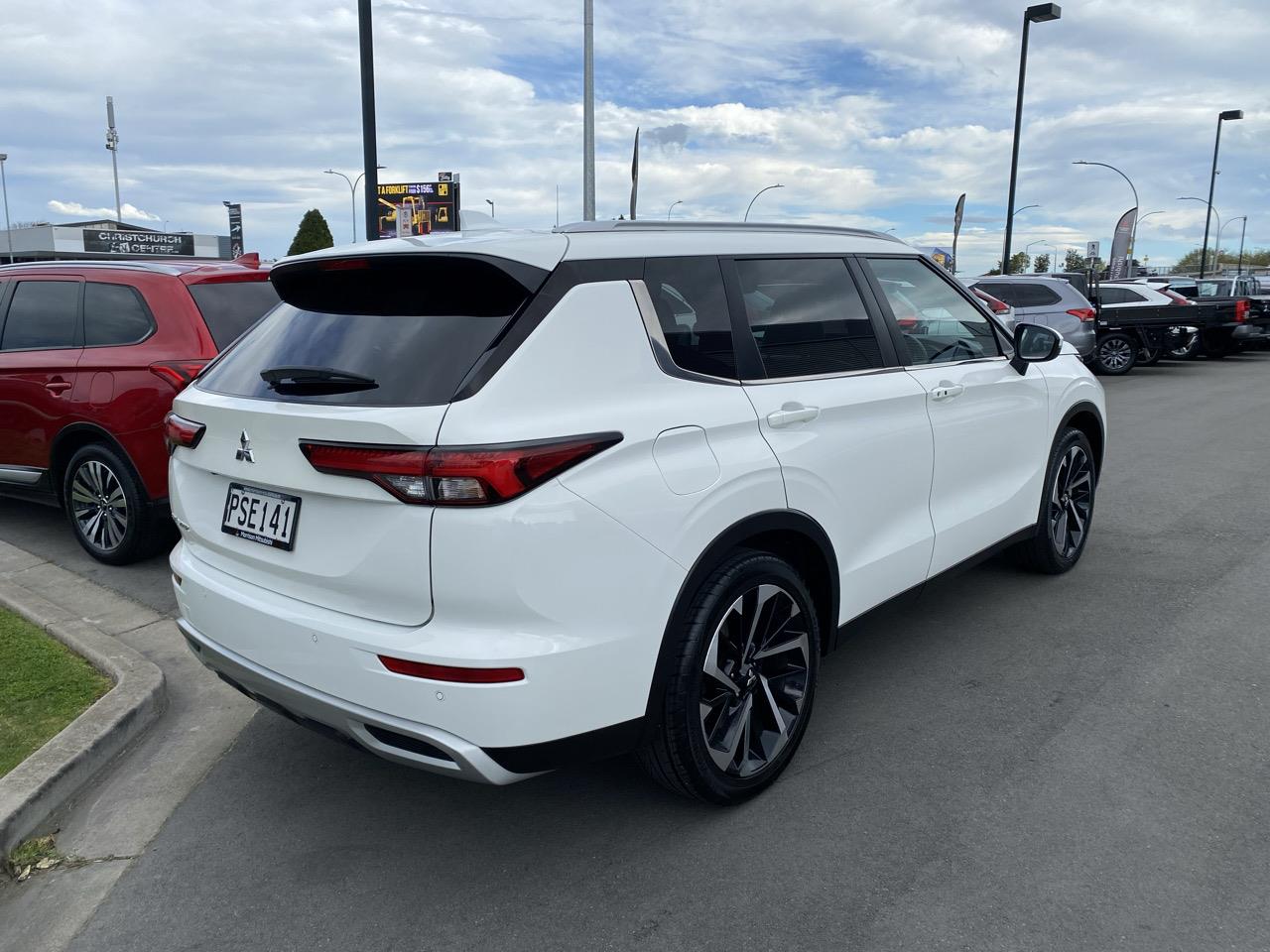 2023 Mitsubishi Outlander